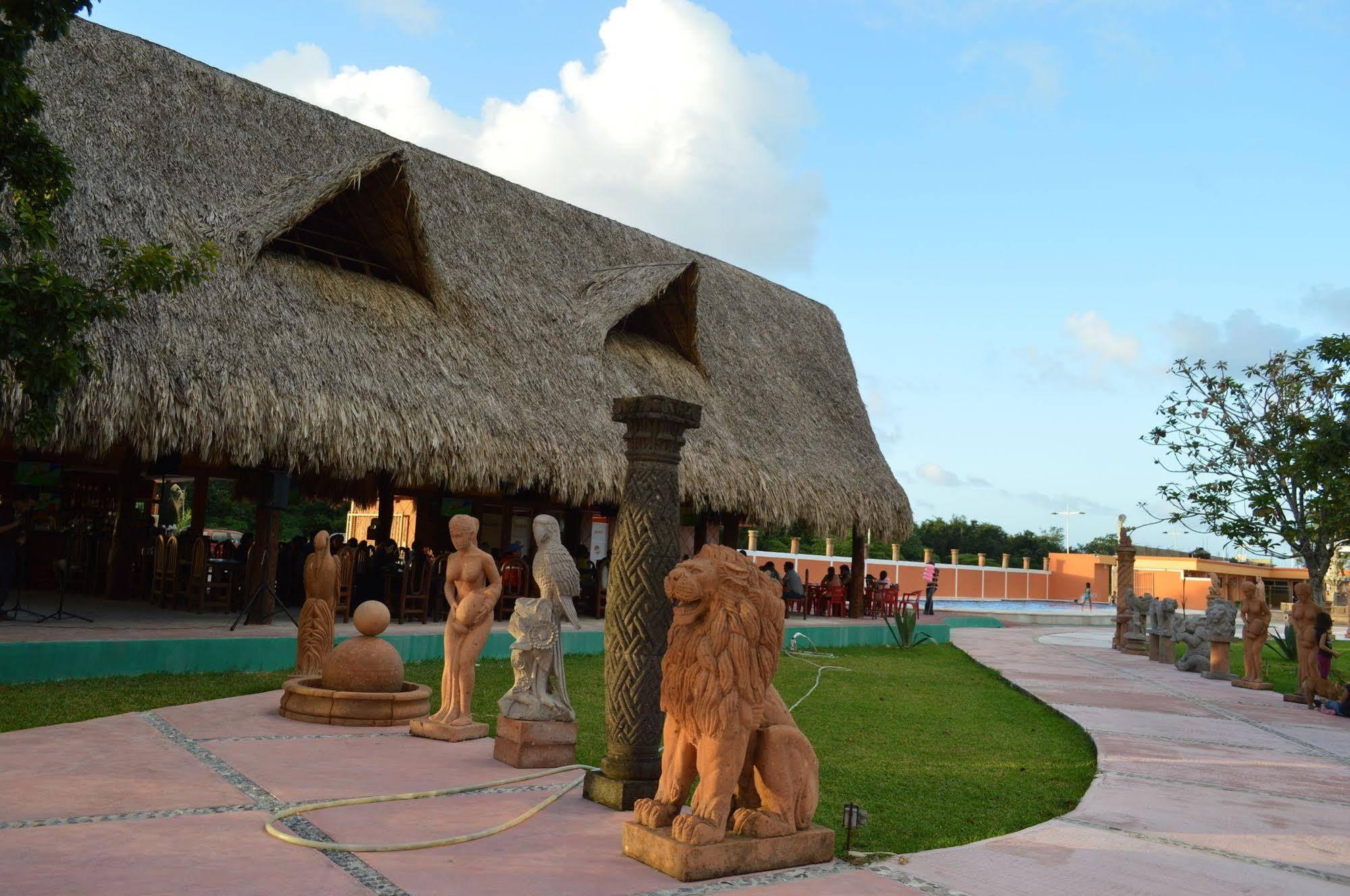 Hotel Hacienda Ixtlan Cozumel Kültér fotó