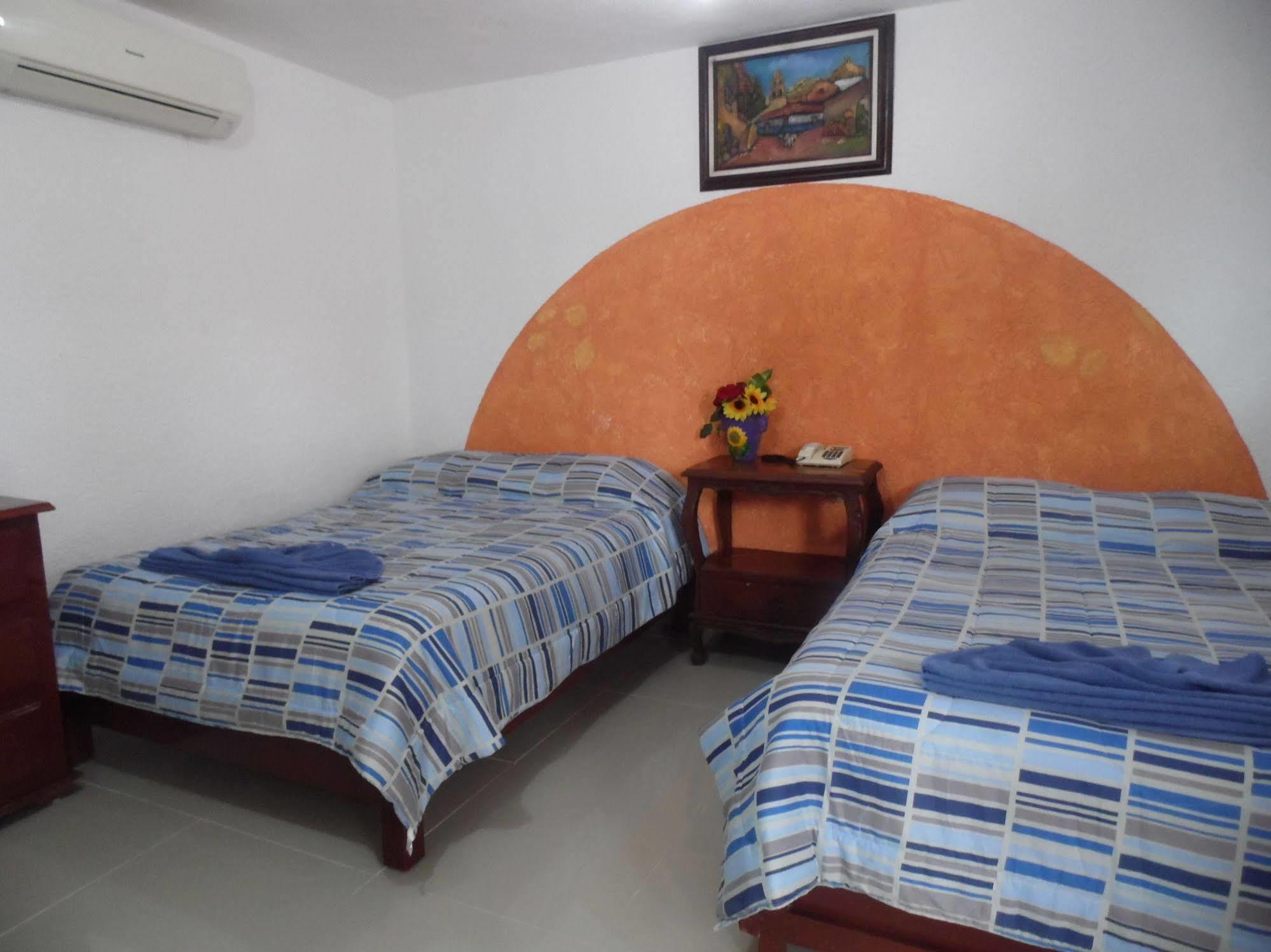 Hotel Hacienda Ixtlan Cozumel Kültér fotó