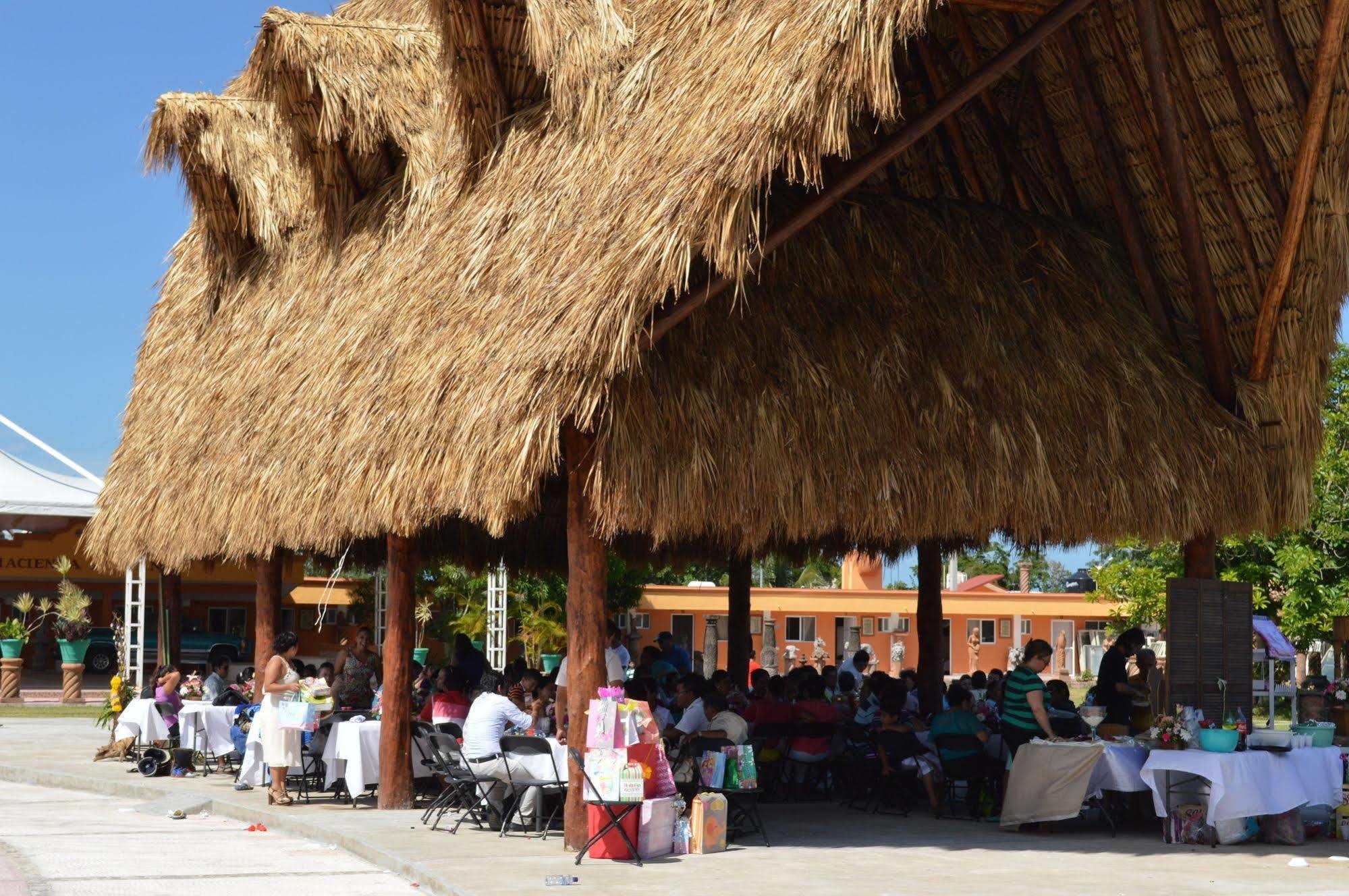 Hotel Hacienda Ixtlan Cozumel Kültér fotó